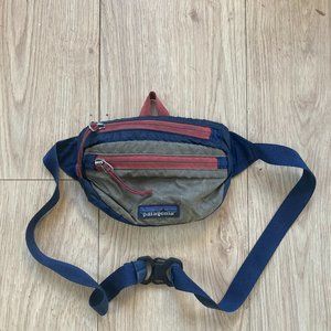 Patagonia Lightweight Travel Mini Hip Pack Zip Fanny Pack